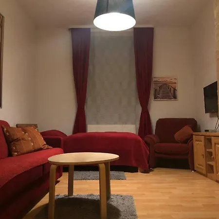Ferienwohnung Am Schloss Eller - Am Dammsteg * Düsseldorf