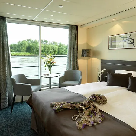 Crossgates Hotelship 4 Star - Altstadt -