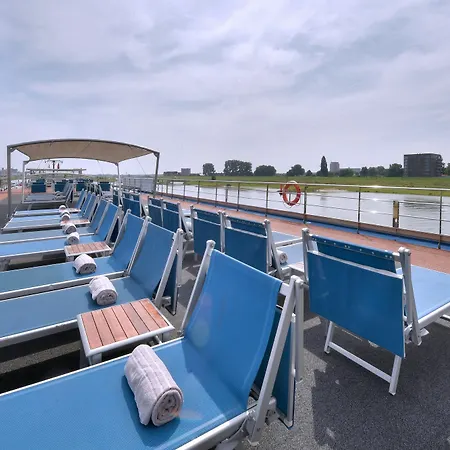 Hotelships Holland - Hs Leonora - Messe 호텔