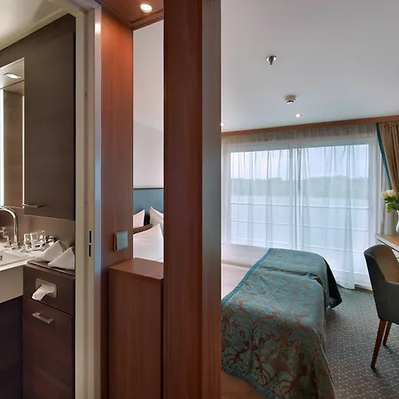 Hotelships Holland - Hs Leonora - Messe 뒤셀도르프