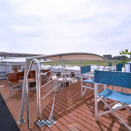 호텔 Hotelships Holland - Hs Leonora - Messe 4*