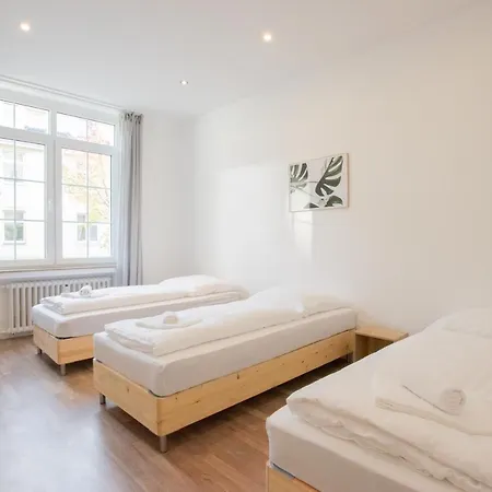 Raj Living - 1 Or 3 - 20 Min Messe Dus And Old Town Dus Дюссельдорф