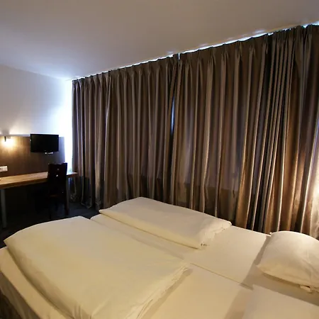 Szálloda Bahn-hotel 3*