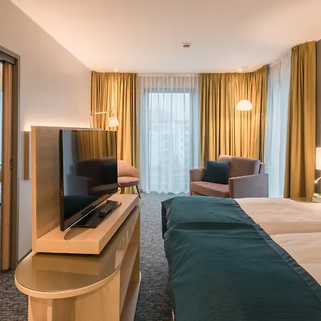 - Toulouser Allee By Ihg Otel 4*