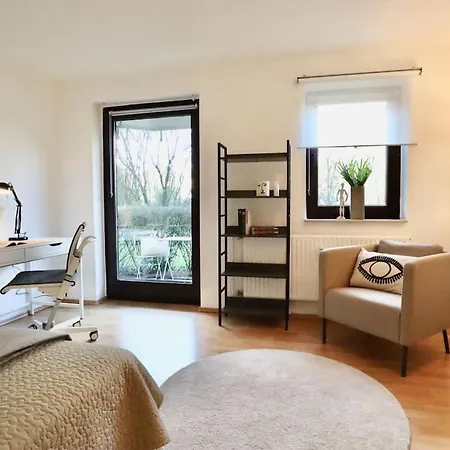Schickes In Mit Terrasse Appartement *