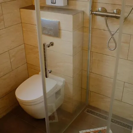 Zentral, Mini Zwei Raeumen, Parks, Messe Appartement *