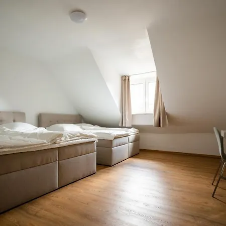 Old Town 2 Baths Apartment Düsseldorf