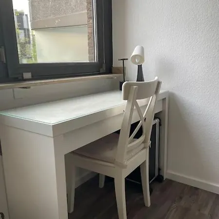 Appartamento Gemutlich Und Moderne In Düsseldorf