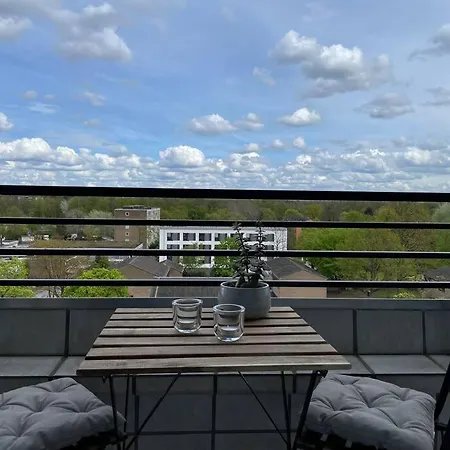 Cosy Uber Den Dachern Von Apartment Düsseldorf