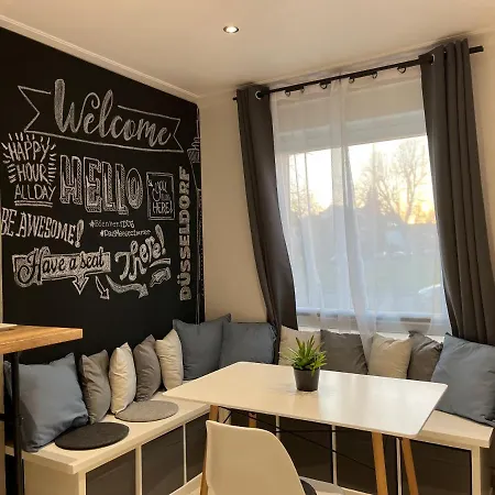 Bienvenidus - Self Service - Zur Selbstversorgung - Messezimmer - Gasthof