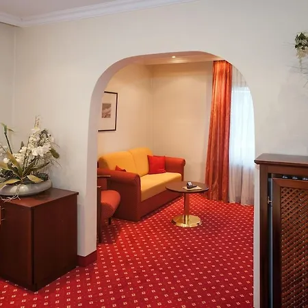 Haus Am Zoo Hotel
