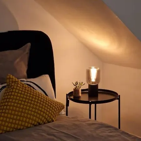 Feel - Super Zentrale 2raumwohnung Hbf-naehe Апартаменты Дюссельдорф