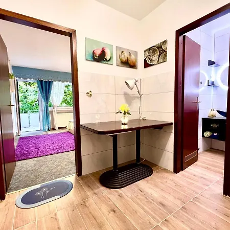 Stylish, Cozy & Quiet With One And Half In District 1 Apartament Düsseldorf