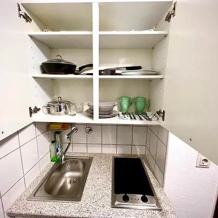 Stylish, Cozy & Quiet With One And Half In District 1 Apartament