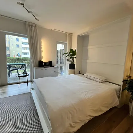 Separate Privat In Shared With 2 Cats And 1 Person דיסלדורף