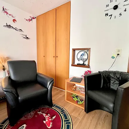 Stylish, Cozy & Quiet With One And Half In District 1 Apartament *