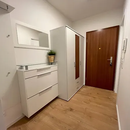 Apartamento Renoviertes Inkl Tg Stellplatz In