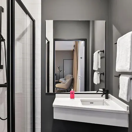 Hotel Moxy Düsseldorf