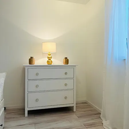 Lägenhet Penthouse With Whirlpool Central Düsseldorf
