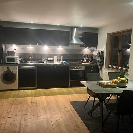 Tritt Ein Bring Glueck Herein - Exquisite 75 Qm - Messenaehe - Parkplatz - Flughafennaehe Apartament *