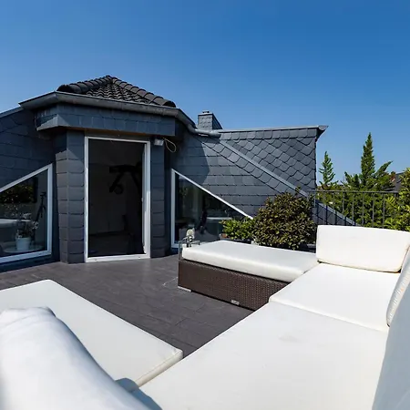 Penthouse With Whirlpool Central Lägenhet *