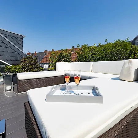 Lägenhet Penthouse With Whirlpool Central Düsseldorf