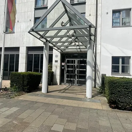 Daire Gemuetliches 778 Naehe Medienhafen S-bahn Und Free Parken