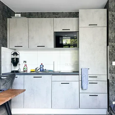 Duesseldorf-lohausen Ii Appartamento *