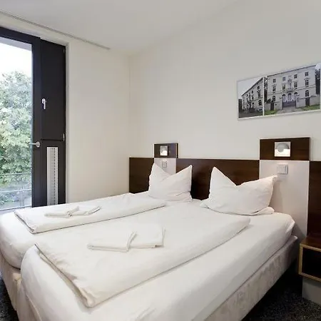 Hostel Jugendherberge Düsseldorf *