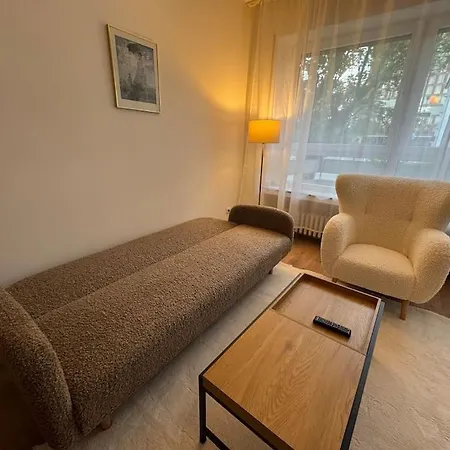 Zentrale In Nahe Messe & Rhein Apartamento