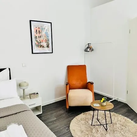 Private 5 Min Bis Zur Innenstadt Lägenhet Düsseldorf