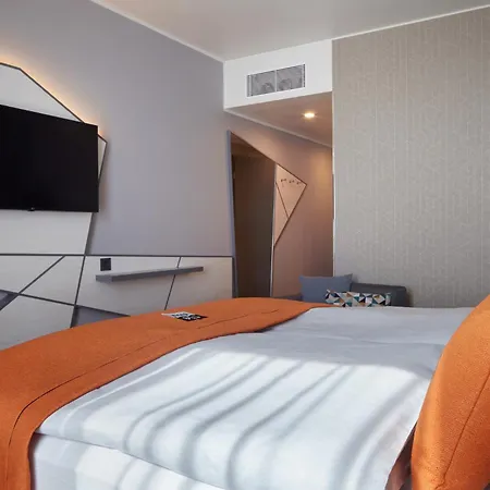 - The Niu, Hub Messe By Ihg 호텔 3*