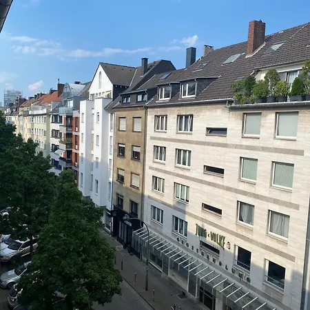 Petite Koenigsallee Self Check-in 3*