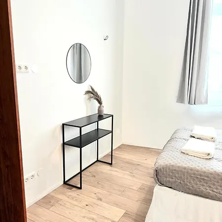 Heaven Homes - 15 Gehmin Bis Zur Innenstadt Проживание в семье *