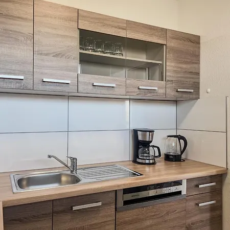 T&k - - 3 With Private Parking 7min Fair And Airport Dus Apartamento Düsseldorf