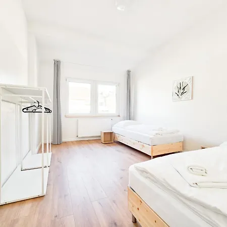 Raj Living - 6 - 15 Min Zur Messe Dus Apartment Düsseldorf