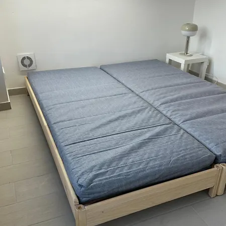 Apartment-checkin-duesseldorf アパート