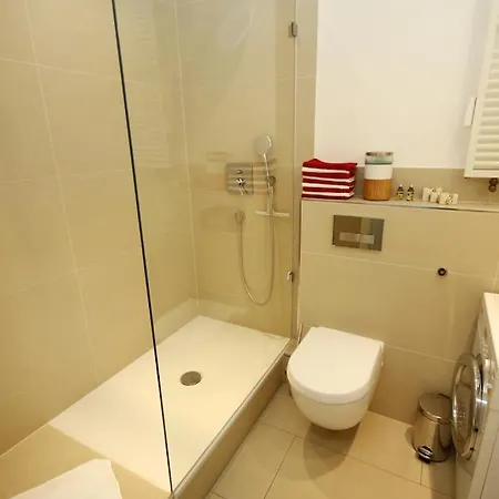 Apartamento Moebliertes Im Herzen Von