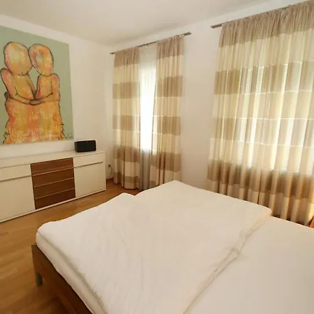 Moebliertes Im Herzen Von Apartamento *
