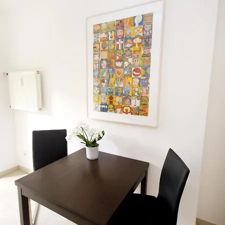 Moebliertes Im Herzen Von Apartamento Düsseldorf