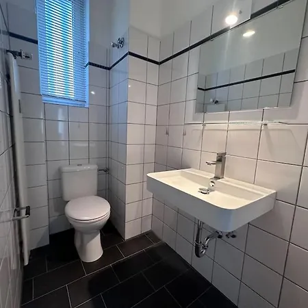 Appartamento Spectecular Rhineview Fair Parking Luxury 12 Pers Düsseldorf
