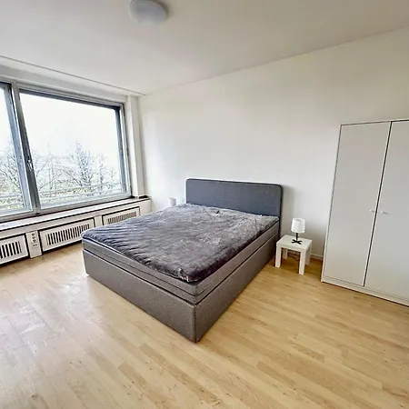 Exklusiver Rheinblick Messe Parken Luxus 10 Personen Appartamento Düsseldorf