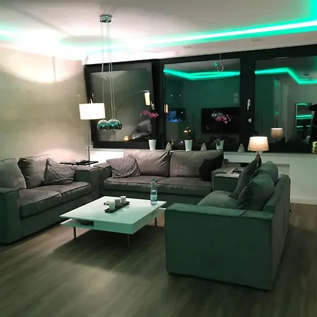 Zuhause , Keine Party, 2 Erwachsene Apartamento *