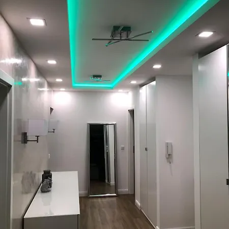Zuhause , Keine Party, 2 Erwachsene Apartamento Düsseldorf