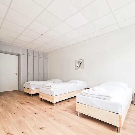 Raj Living - Center With 5 - 10 Min Messe Dus Appartamento Düsseldorf