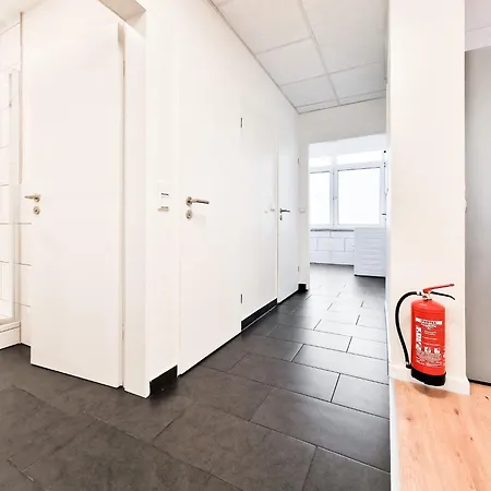 Raj Living - Center With 5 - 10 Min Messe Dus * Düsseldorf
