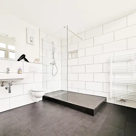 Raj Living - Center With 5 - 10 Min Messe Dus Düsseldorf