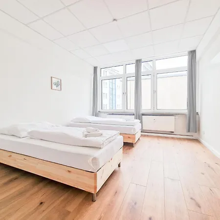 Raj Living - Center With 5 - 10 Min Messe Dus * Düsseldorf