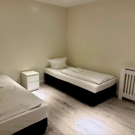 Apartment Avi Mainhouse Düsseldorf