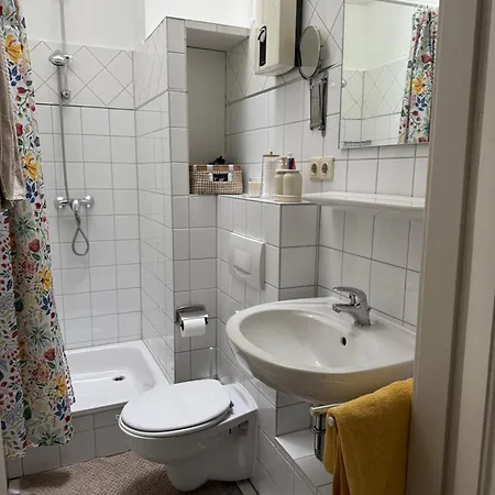 Accommodatie bij particulieren Messezimmer Tarantino *